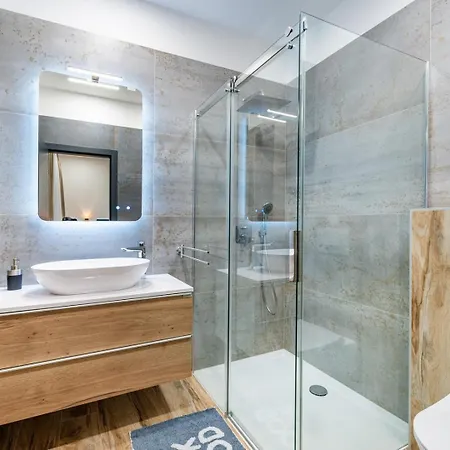 Luxury Royal Hill With 34 M2 Pool Maslenica
