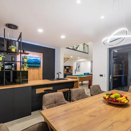 Villa Luxury Royal Hill With 34 M2 Pool Maslenica