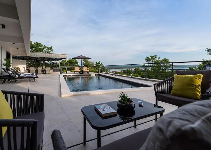 Luxury Royal Hill With 34 M2 Pool Вилла *