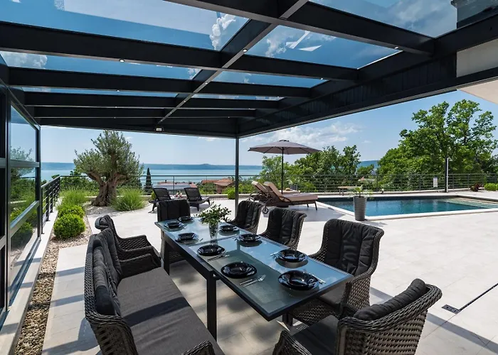 Вилла Luxury Royal Hill With 34 M2 Pool *