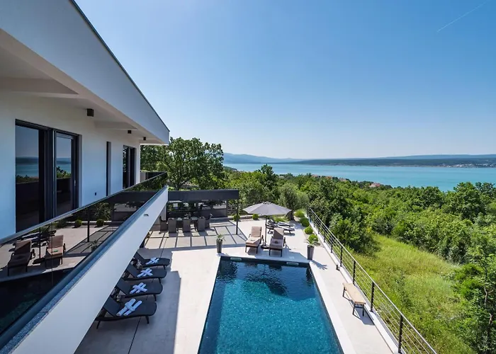 Вилла Luxury Royal Hill With 34 M2 Pool *