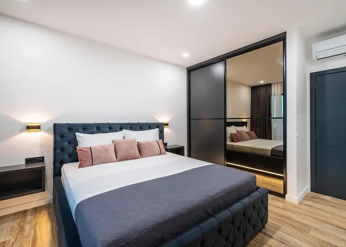 Luxury Royal Hill With 34 M2 Pool Масленица