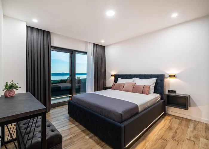 Luxury Royal Hill With 34 M2 Pool Вилла