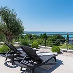 Luxury Royal Hill With 34 M2 Pool *