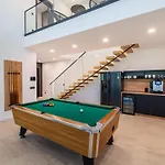Luxury Royal Hill With 34 M2 Pool *