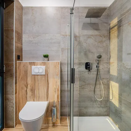 Vila Luxury Royal Hill With 34 M2 Pool Maslenica