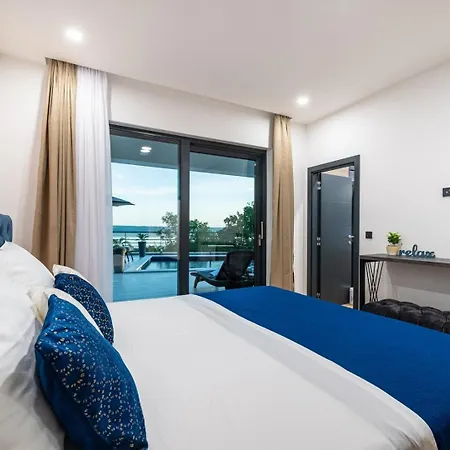 Luxury Royal Hill With 34 M2 Pool Vila *