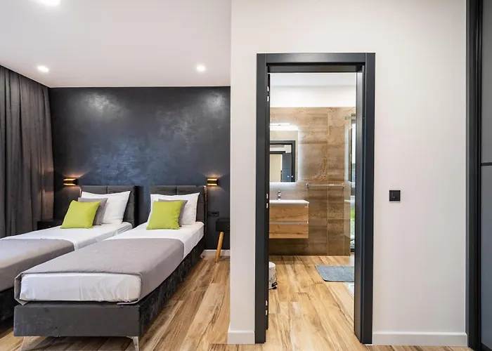 Luxury Royal Hill With 34 M2 Pool Villa *