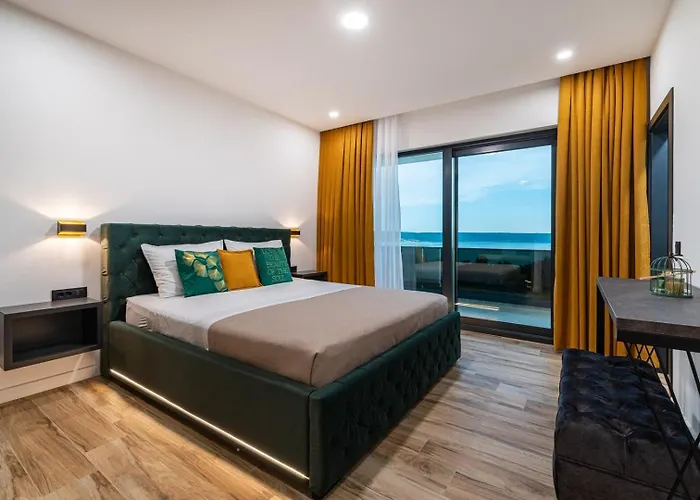 Luxury Royal Hill With 34 M2 Pool *